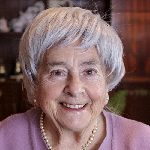 Emma L., Memyts User from California